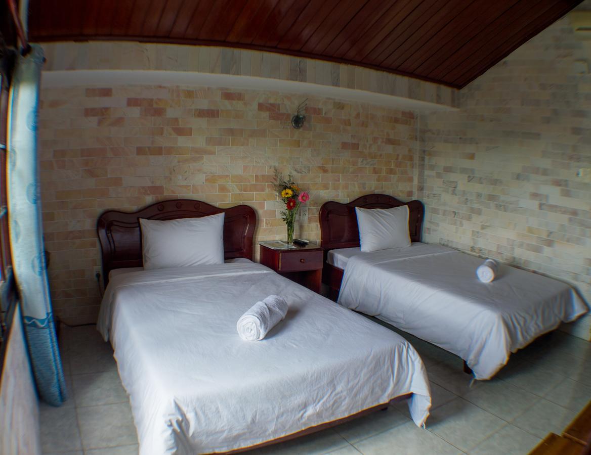 Dk'S Backpacker Hotel Hoi An Bagian luar foto