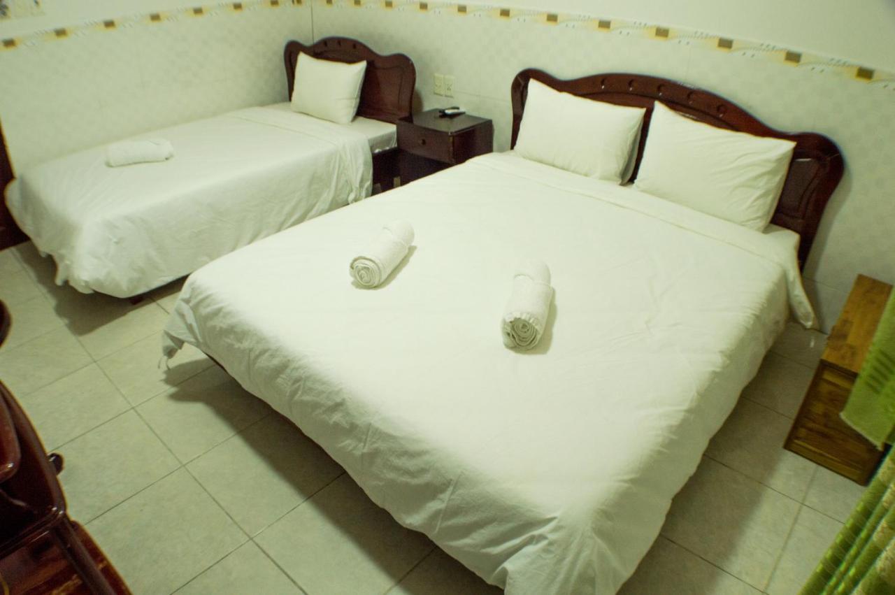 Dk'S Backpacker Hotel Hoi An Bagian luar foto